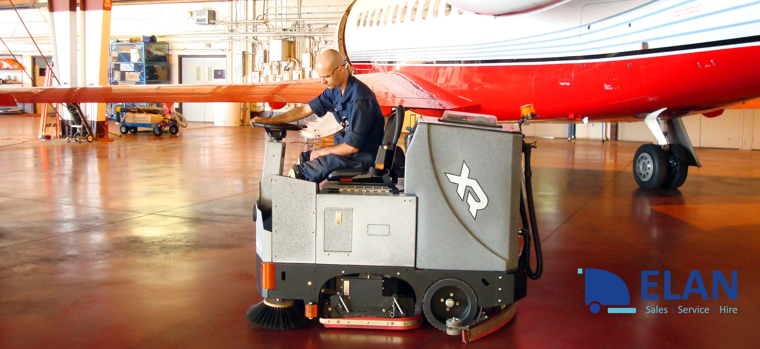 XR SCRUBBER DRYER FOR HIRE